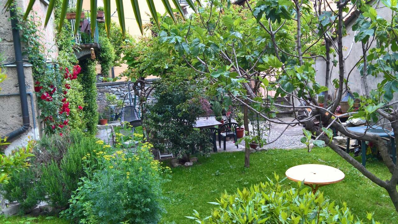 B&B "A Casa Di Camilla" Carate Urio Екстериор снимка